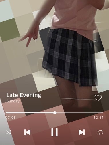 みと