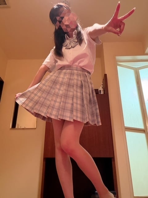 にこ