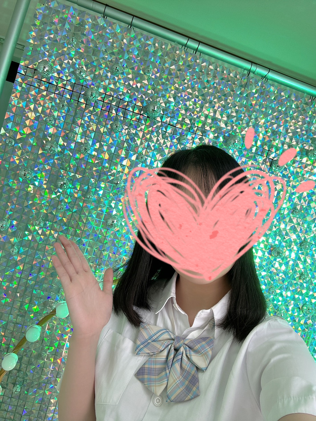 みと