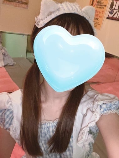 あみな