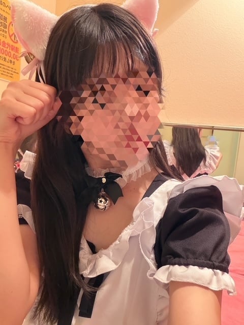 にこ