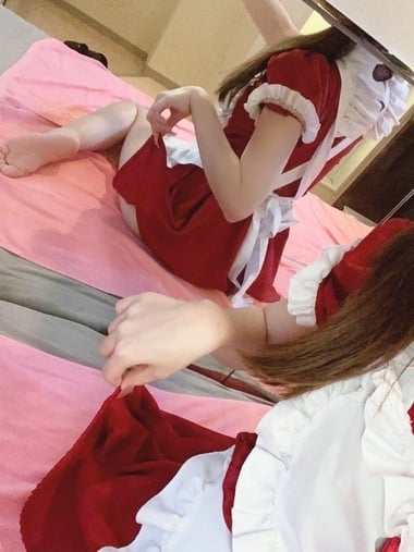 あみな